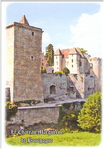 le donjon, la chapelle et la tour des prisons (carte postale)