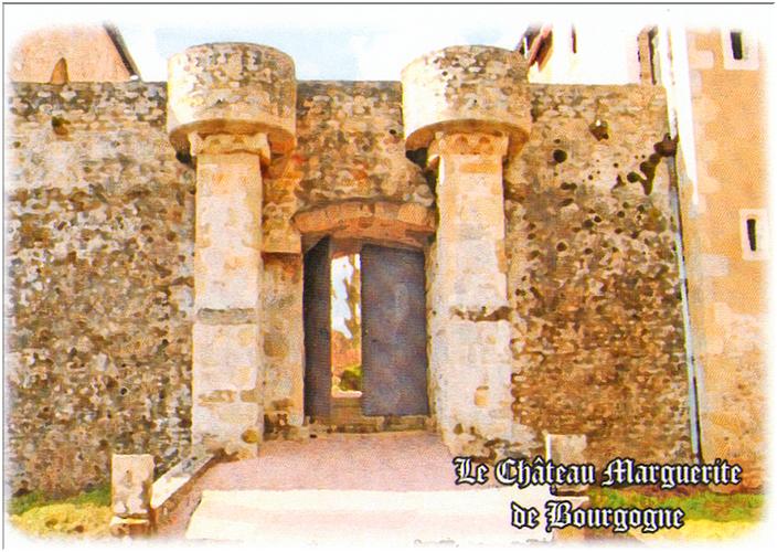 La porte d'entrée de la cour basse (carte postale)