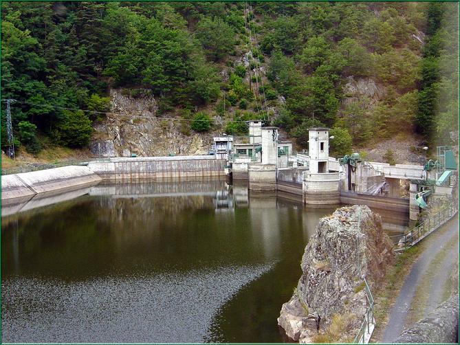 Le barrage vu de l'autre coté