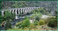 Le viaduc de Chapeauroux en courbe long de 433m composé de 28 arches