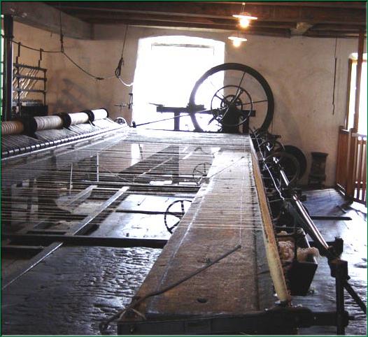 Le joyau du Musée, la Mull Jenny machine inventée au XVIIIème siècle, unique en France.Nous sommes en plein dans l'époque de la Révolution Industrielle