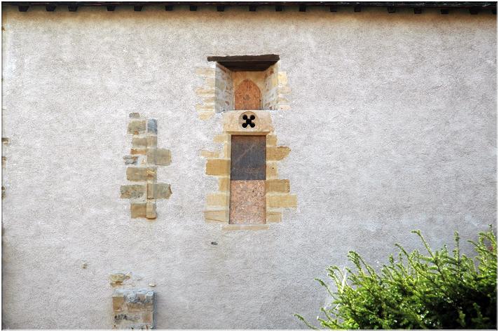 Façade Nord du Cloître franciscain de Saint Nizier sous Charlieu